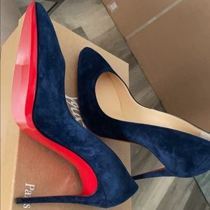 CHRISTIAN LOUBOUTIN
Eloise Suede Pumps (Navy)
